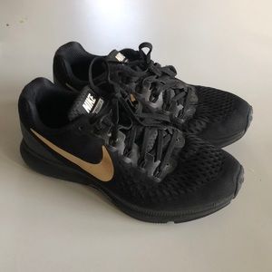 Nike Zoom Pegasus 34 size 7